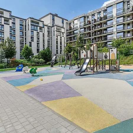 Lumina I Spacious 2br With Parking I Ac I Balcony I In Apartment *