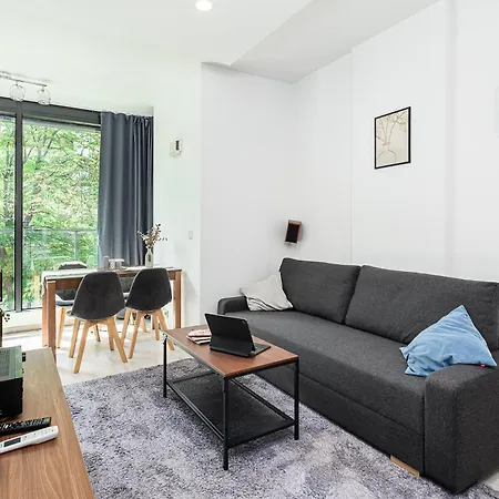 Lumina I Spacious 2br With Parking I Ac I Balcony I In Apartmán *