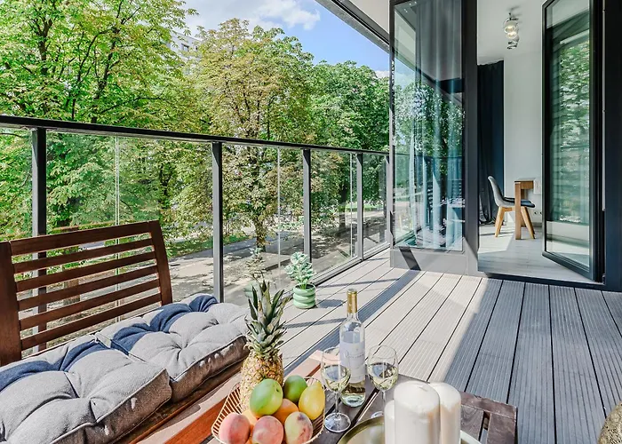 Lumina Spacious With Parking In * Warsaw