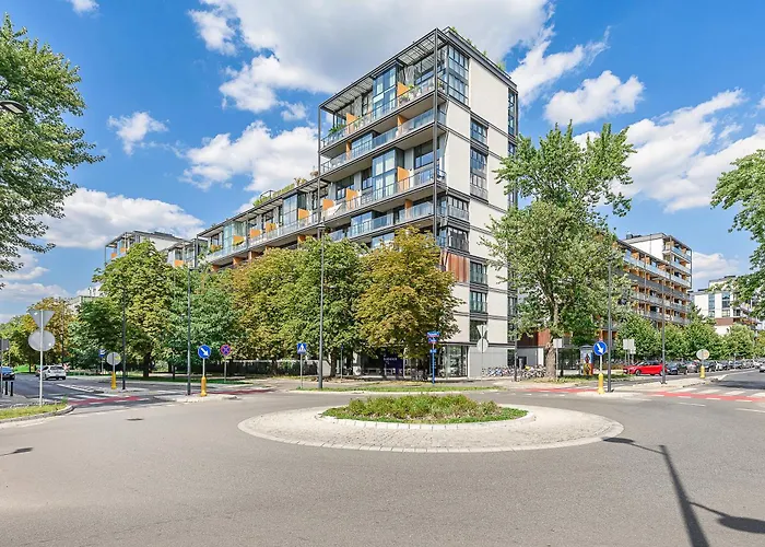 Lumina Spacious With Parking In Warsaw